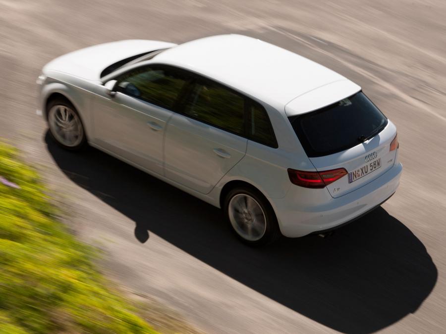  Audi A3 Sportback 1.4T (8V) 2013 года  (AU) (фото 11 из 22)